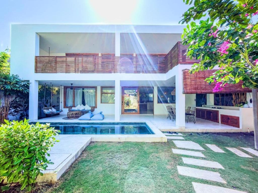Marlaca Villas Lombok Kuta  Exterior photo